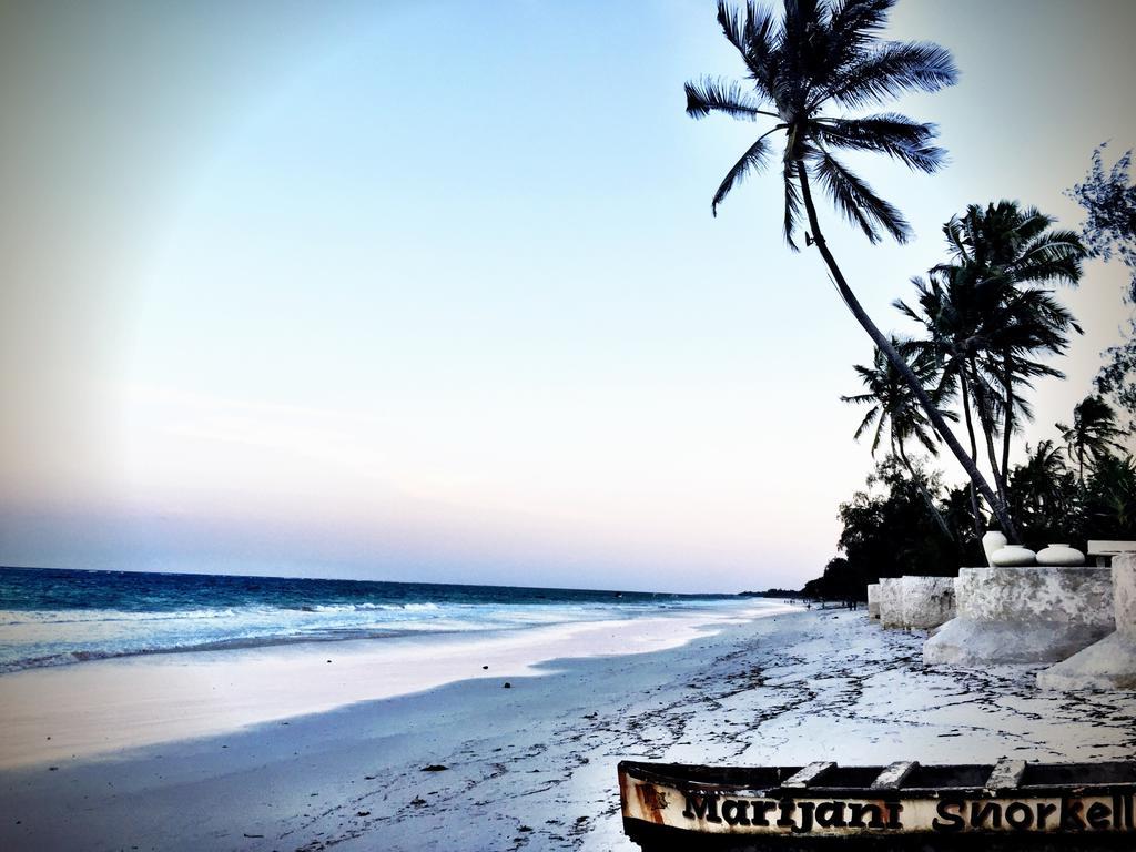 Galawa Beach Apartments Diani Beach Exterior foto